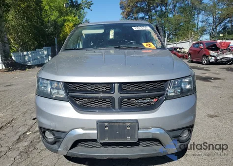 2016 Dodge Journey Crossroad z USA, uszkodzony, nr VIN 3C4PDDGG8GT190091